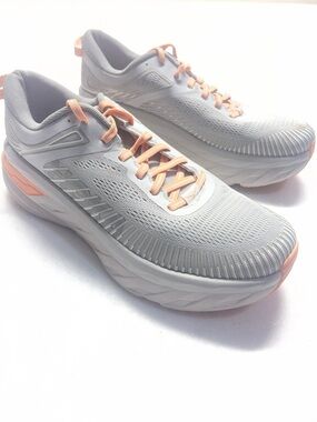 Hoka One OneRime to fly  Bondi 7 Women's Shoes in Gray and Peach 10